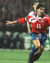 开云登录入口地址-【人物】25年前，那个征服温布利的智利杀手