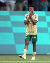 开云官方网站-下赛季将加盟切尔西！17岁埃斯特旺身价涨500万欧，来到5500万欧