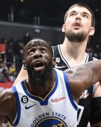 开云登录入口地址-放弃多线并行 勇士队是时候全力全倾专注当下